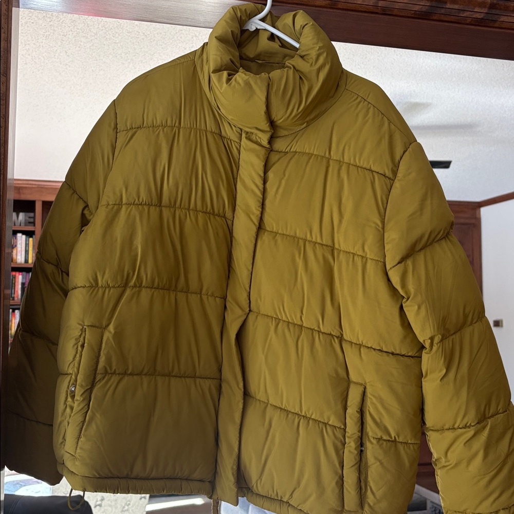 LOFT Puffer Jacket – Women’s size XL